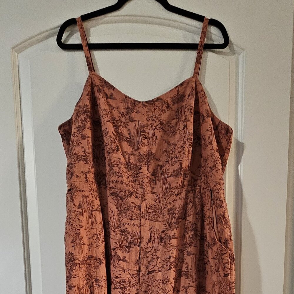 Old Navy Linen-Blend V-Neck Cami Jumspsuit